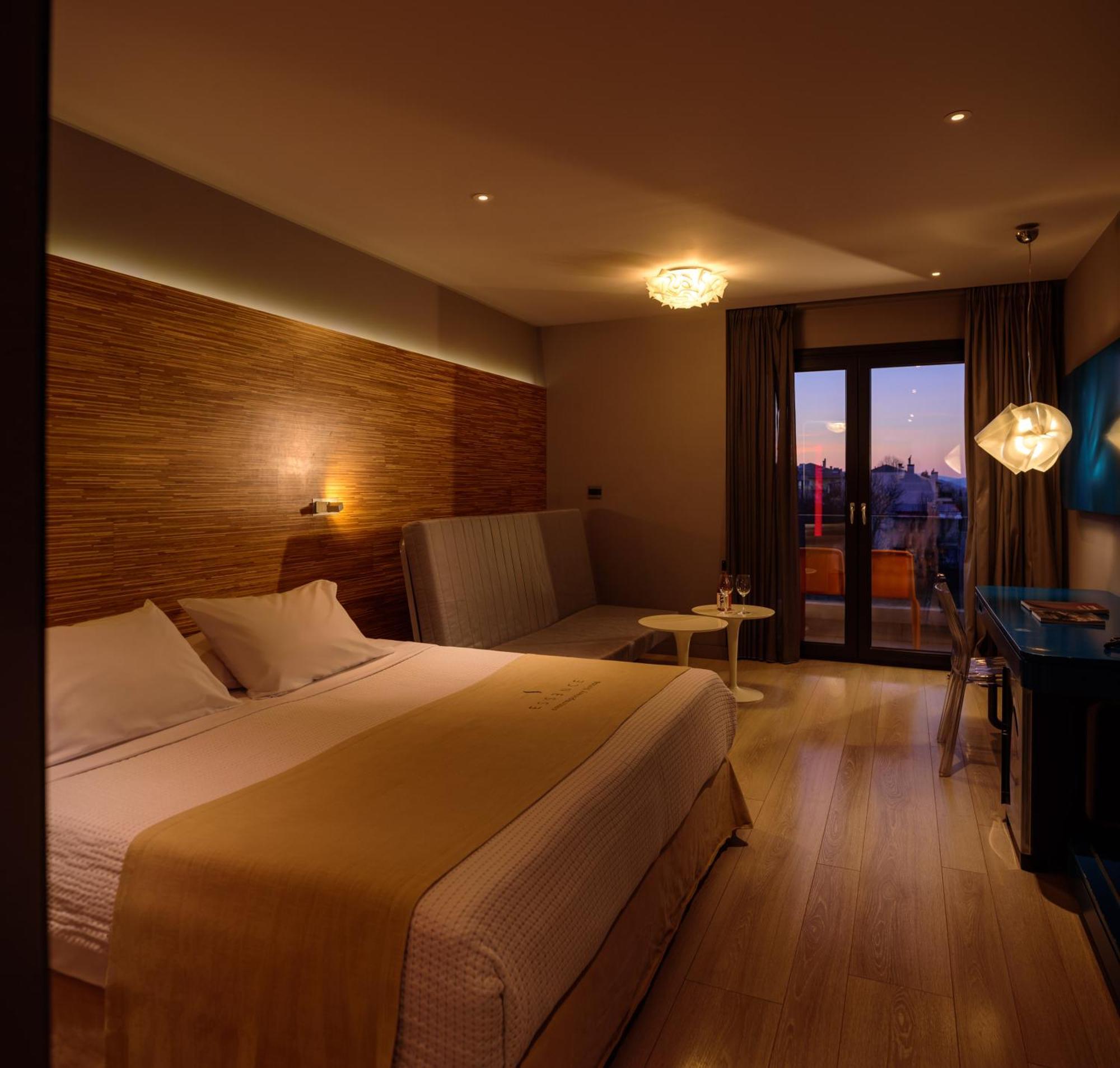 Essence Hotel Ioannina Luaran gambar