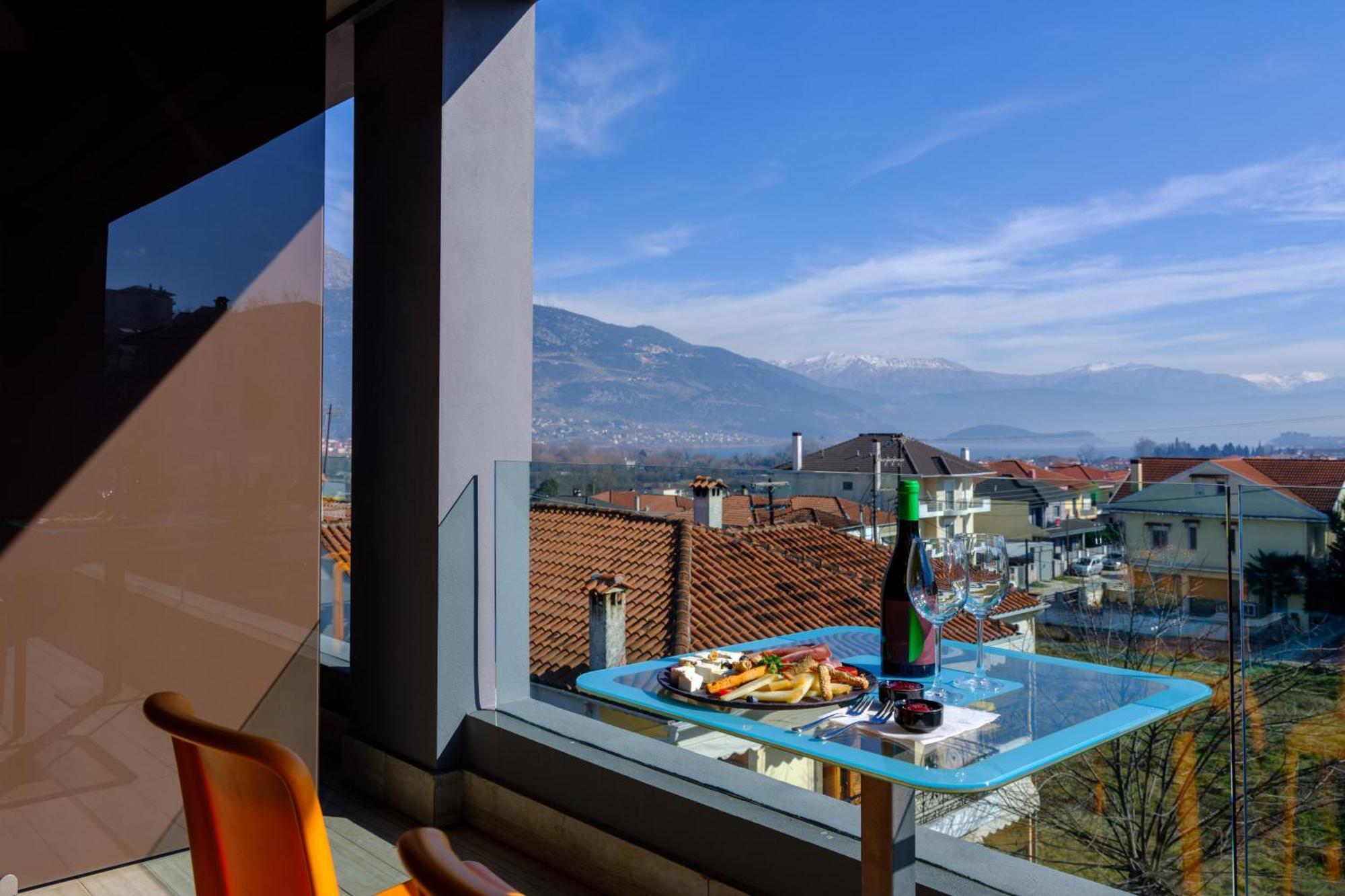 Essence Hotel Ioannina Luaran gambar